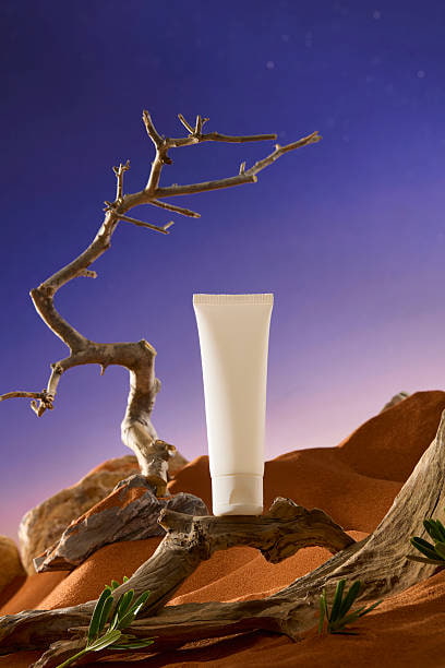 خرید کرم شب پوست چرب و قیمت فروش استثنایی